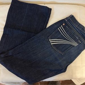 USED Dojo low rise flare jean size 31